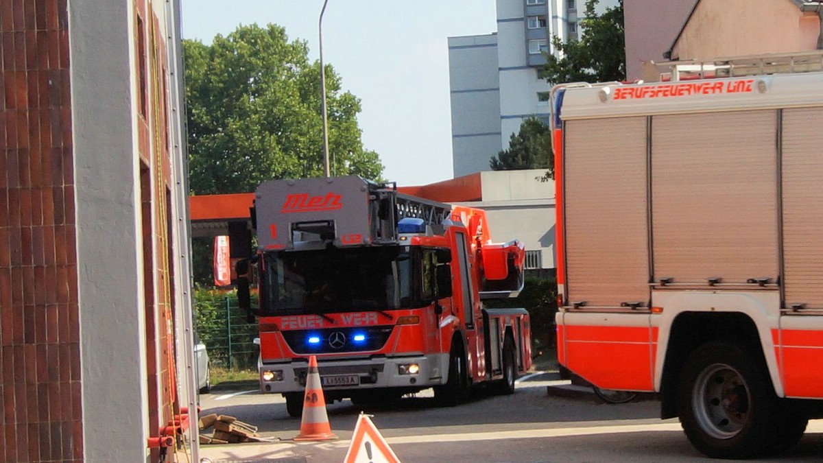 O Fotomagazin /  Tag der offenen Tr 2015 der Berufsfeuerwehr Linz